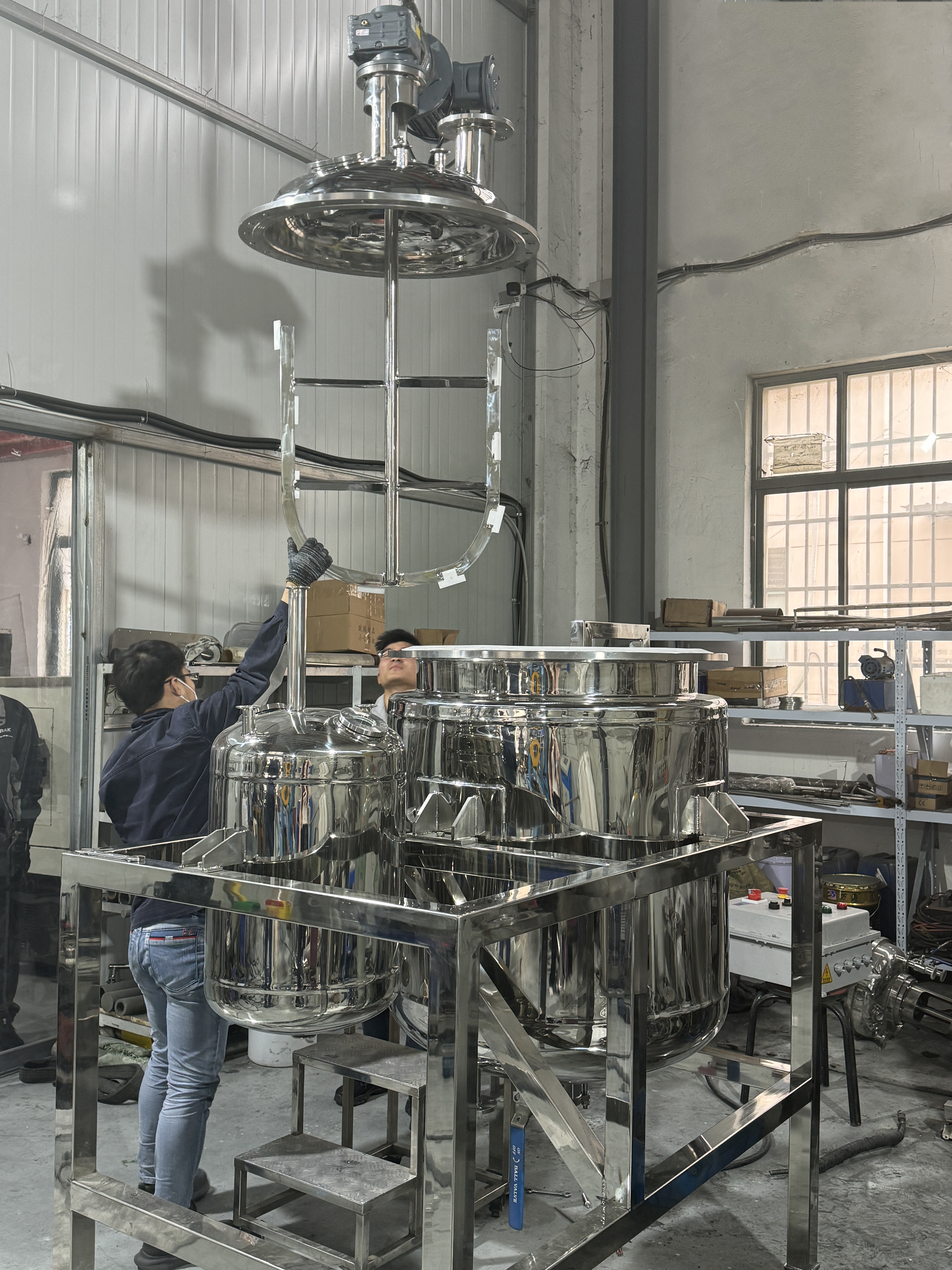 Pre-shipment Assembly And Testing of 300L Stainless Steel Reactor